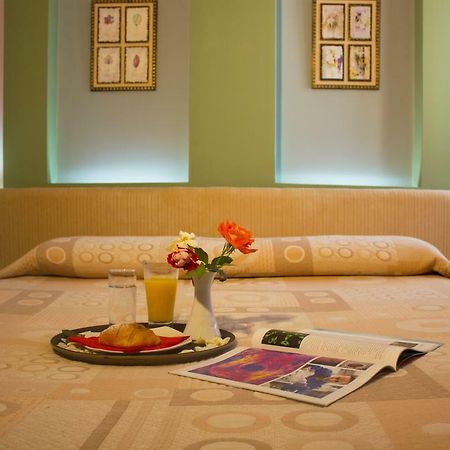 Theranda Boutique Hotel Tirana Zewnętrze zdjęcie