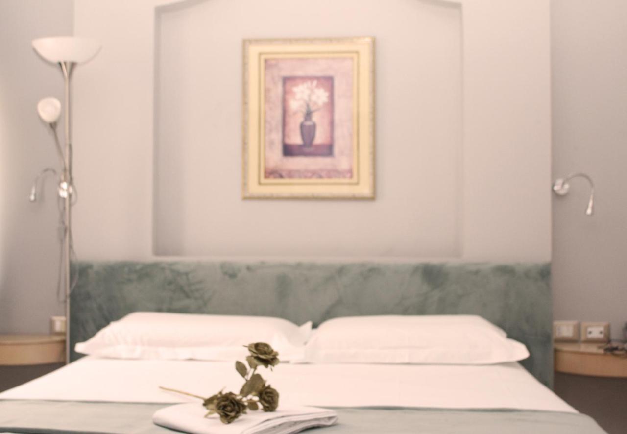 Theranda Boutique Hotel Tirana Zewnętrze zdjęcie