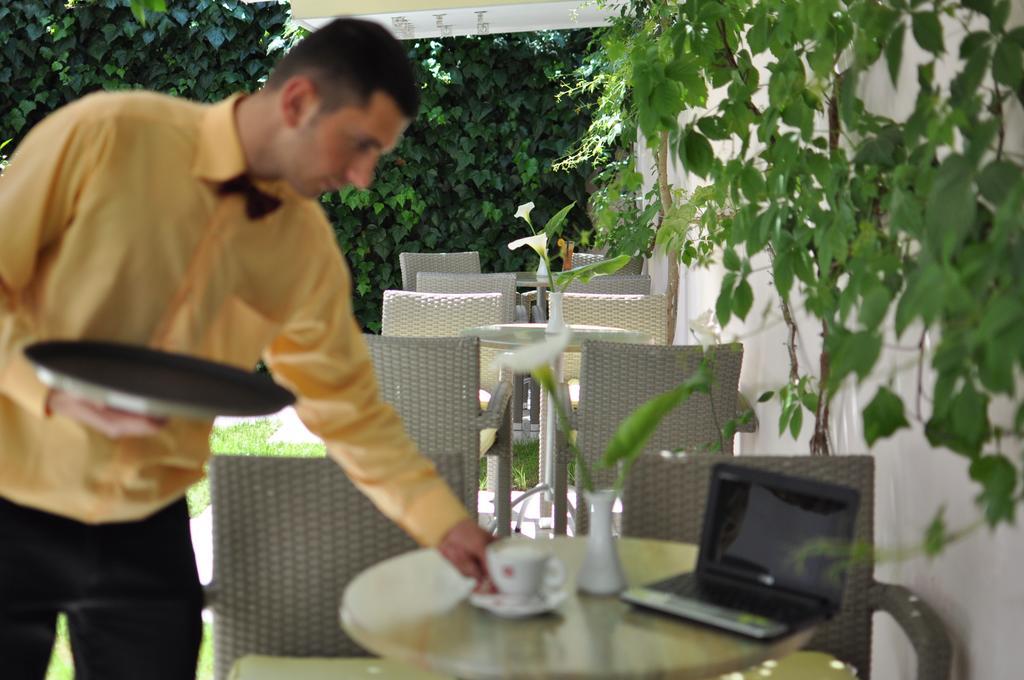 Theranda Boutique Hotel Tirana Zewnętrze zdjęcie