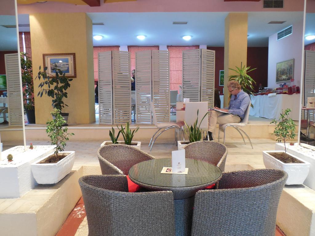 Theranda Boutique Hotel Tirana Zewnętrze zdjęcie